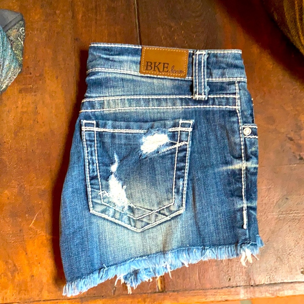 BKE shorts starlite